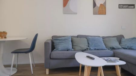 2-bedroom apartment for rent in Cuatro Caminos, Madrid - Foto 5
