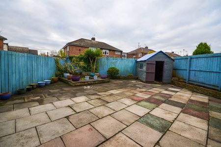 3 bed semi-detached house to rent in Briardene Crescent, Gosforth, NE3 - Photo 2