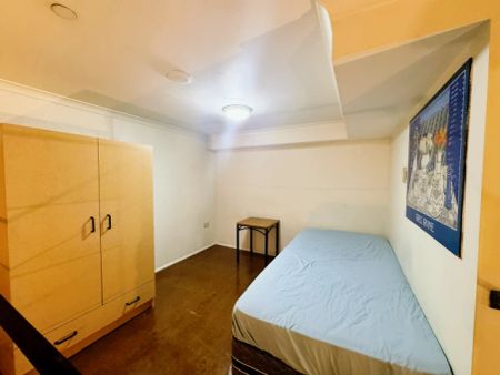 Studio-1021 - Photo 3