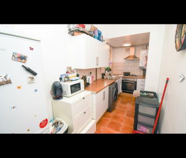 3 Bed Terraced House, Fairfield Road, CH42 - Photo 3