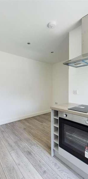 Chapel Hill, Morley, Leeds, LS27 - Photo 1