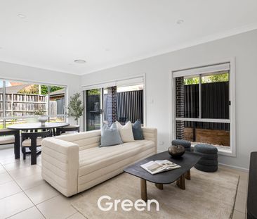 Contemporary Four-Bedroom Duplex with Spacious Living and Alfresco ... - Photo 3