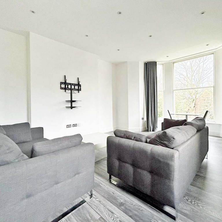 2 bedroom flat to rent - Photo 1