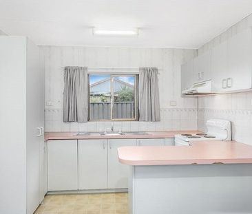 Neat & Tidy 1-Bedroom Granny Flat in Oxley Park WATER INCLUDED - Photo 5
