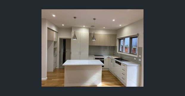 Beautiful Townhouse In The Perfect Location - Photo 1