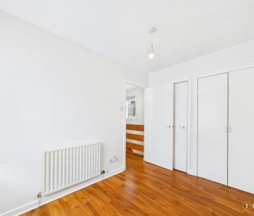 2 bedroom semi-detached house to rent - Photo 3