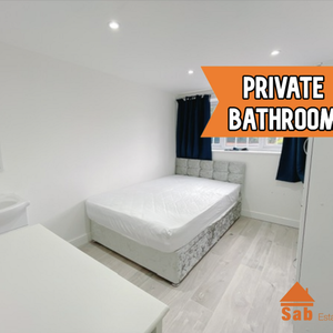 1 bedroom in a house share to rent - Photo 2