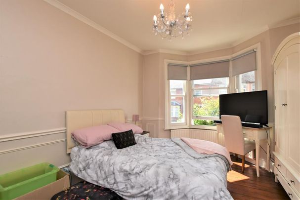 1 bedroom in a house share to rent - Photo 1