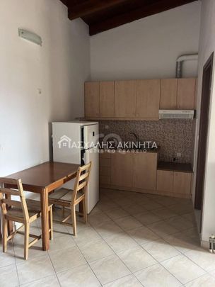 ΕΣΤΑΥΡΩΜΕΝΟΣ 2ΑΡΙ ΔΙΑΜΕΡΙΣΜΑ ΕΝΟΙΚΙΑΣΕΙΣ 10371 - Φωτογραφία 1