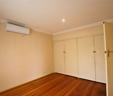 Light-Filled Residence Close to Shops, Schools & Transport - Photo 4