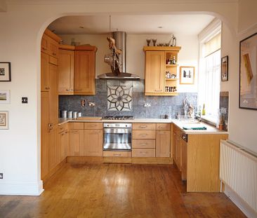 Room in a Shared Flat, Surrey Square, SE17 - Photo 4