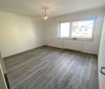 MA - SANDHOFEN Vollständig renovierte 2 ZKB im 1. OG von einem 5 FH - Photo 6