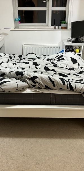 Room in a Shared House, Lord Street, M7 - Photo 1