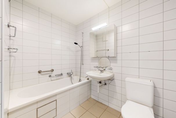 Grenznah und naturnah: 4.0-Zimmerwohnung mit Balkon - Photo 1