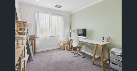 MODERN PARKSIDE LIVING - Photo 2