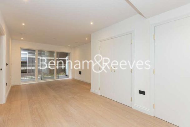 Chelsea Botanica, Watermeadow Lane, SW6 - Photo 1