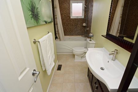 For Lease - 61 Morbank Drive, Toronto, Ontario - Photo 3