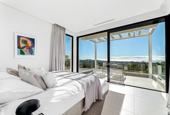 Luxury Villa for rent in Marbella Del Este, Andalusia