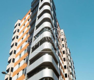 3 room luxury Flat for rent in Valencia - Photo 2