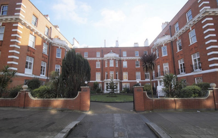 1 bedroom in a flat share to rent - Photo 2