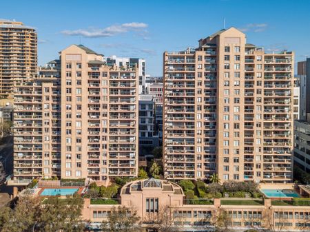 Two Double Bedrooms&comma; Two Bathrooms&comma; Balcony&comma; Parking - Photo 3