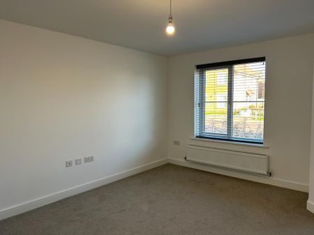 3 bedroom terraced house to rent - Photo 3
