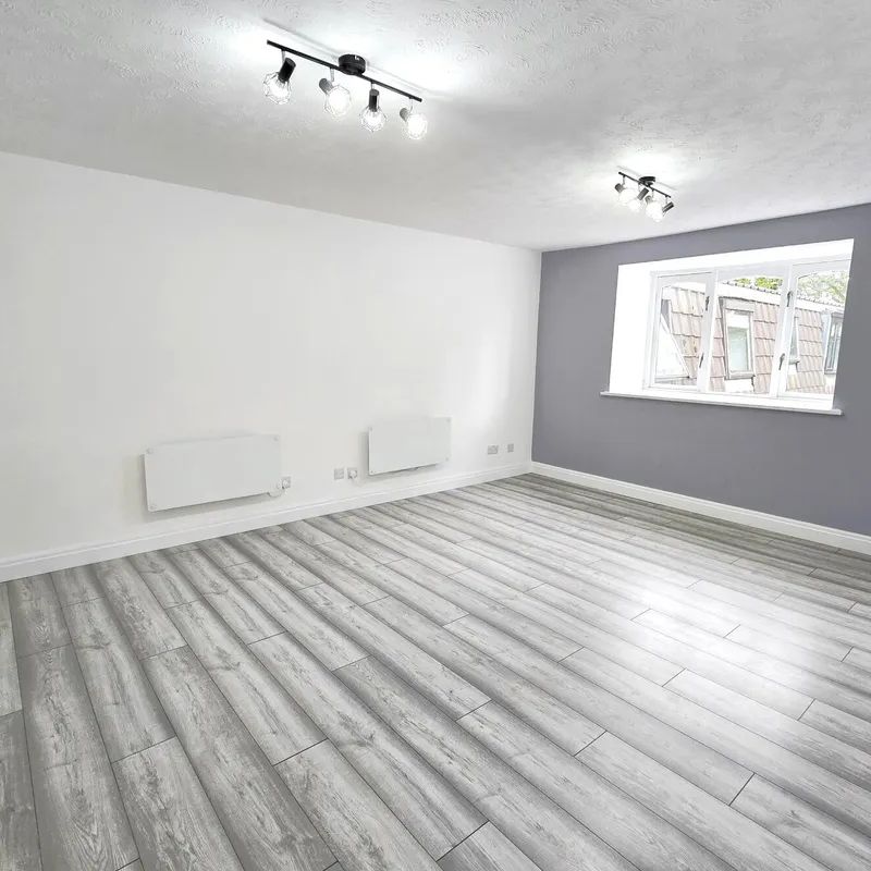 Woodridge Close, ENFIELD - Photo 1