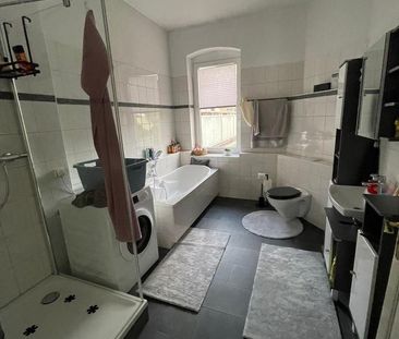 exklusive Zweiraumwohnung Einbauküche sehr große Dachterrasse - Photo 3