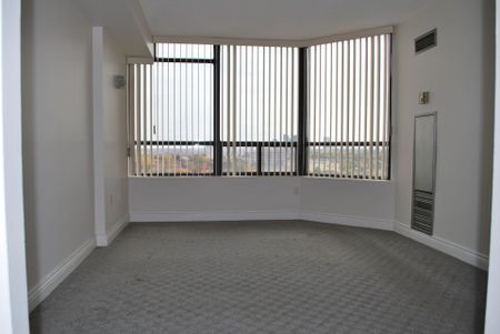 For Lease - 7440 Bathurst Street Unit# 1109, Vaughan, Ontario - Photo 5