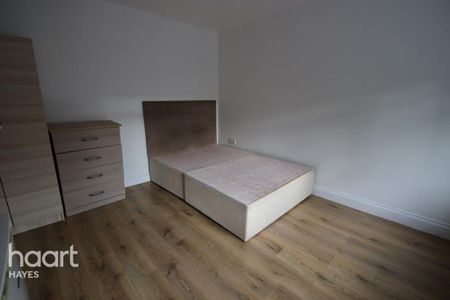 1 bedroom semi-detached house to rent - Photo 4