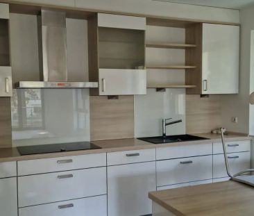 Moderne Etagenwohnung im schönen Lemmerzpark *Einbauküche - Photo 1