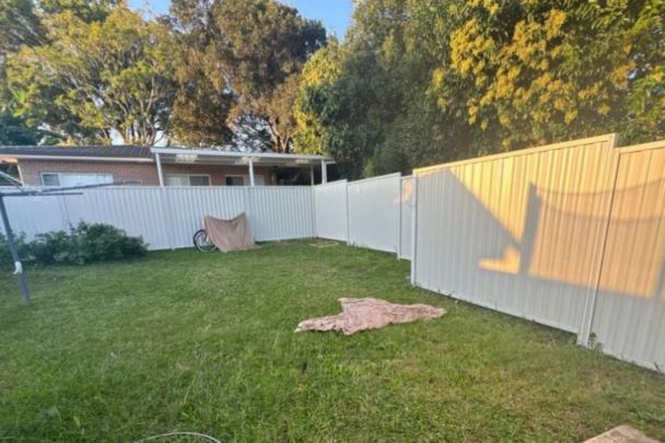 Neat 3 Bedroom House in Riverwood - Photo 1