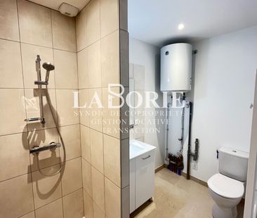 Location Appartement 2 pièces 36m² ENTRAIGUES SUR LA SORGUE 84320 - Photo 2
