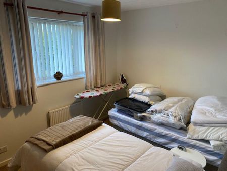 3 bedroom detached house to rent - Photo 2