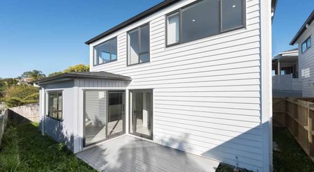Moderm 3 bedrooms house in Glen Eden - Photo 4