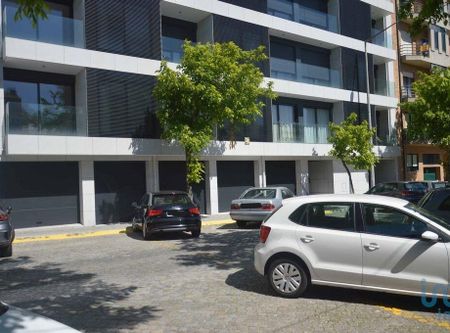 Matosinhos, Aveiro - Photo 2