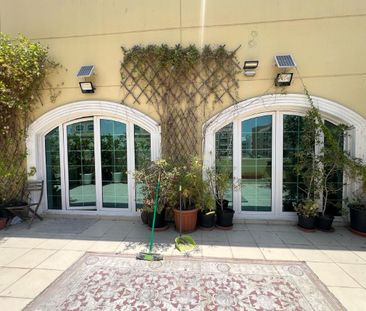 POOL VIEW || TERRACE || SPACIOUS || BIG LAYOUT - Photo 4