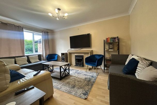 Willowtree Close - Photo 1