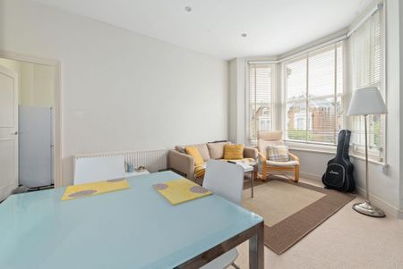 1 bedroom flat to rent - Photo 3