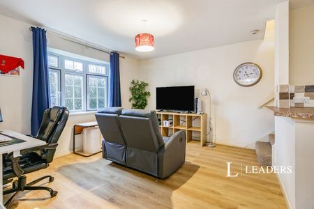 1 bedroom house to rent Cornhill Close, Addlestone, KT15 - Photo 4