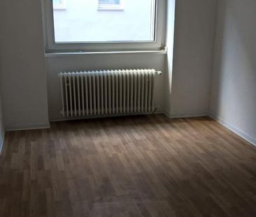 Helle 1,5-Zimmer Wohnung in Flensburgerstr 51a, Wuppertal - Elberfeld! - Photo 1