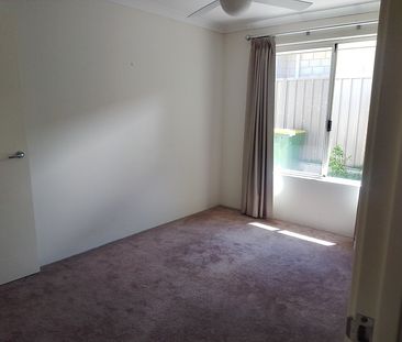 Port Kennedy - Photo 6