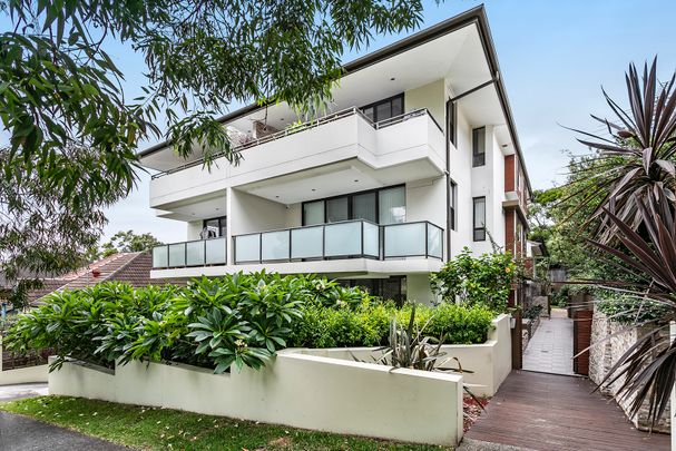 4/18 Simpson Street, Bondi Beach - Photo 1
