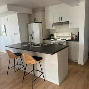 Appartement 4 1/2 Neuf à Louer - Photo 2