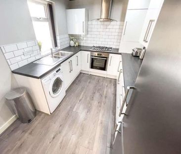 Gilroy Road, L6 - Photo 4