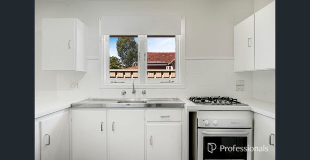 Neat & Spacious 3-Bedroom in West Girrawheen - Photo 1