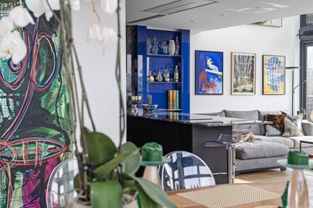 2 bedroom penthouse to rent - Photo 5