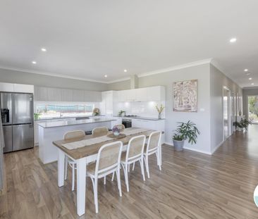 4 Nightshade Crescent, Murrays Beach NSW 2281 - House For Rent | Do... - Photo 6