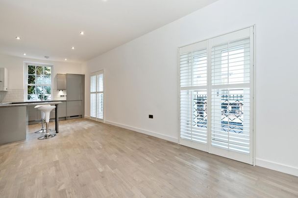 Kings Road, SW3 - Photo 1