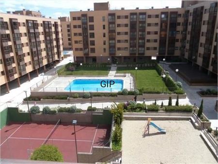 Apartamento de alquiler en Calle de Deyanira, 59, Rejas - Photo 5